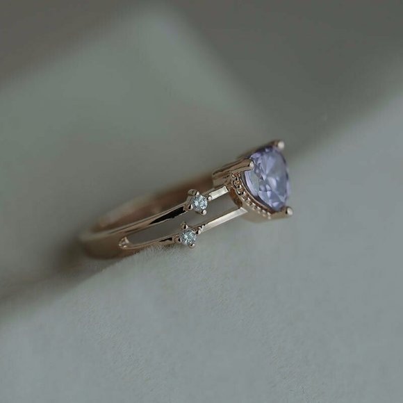 New  Heart Shaped Rose Gold Anniversary Ring - Picture 4 of 5